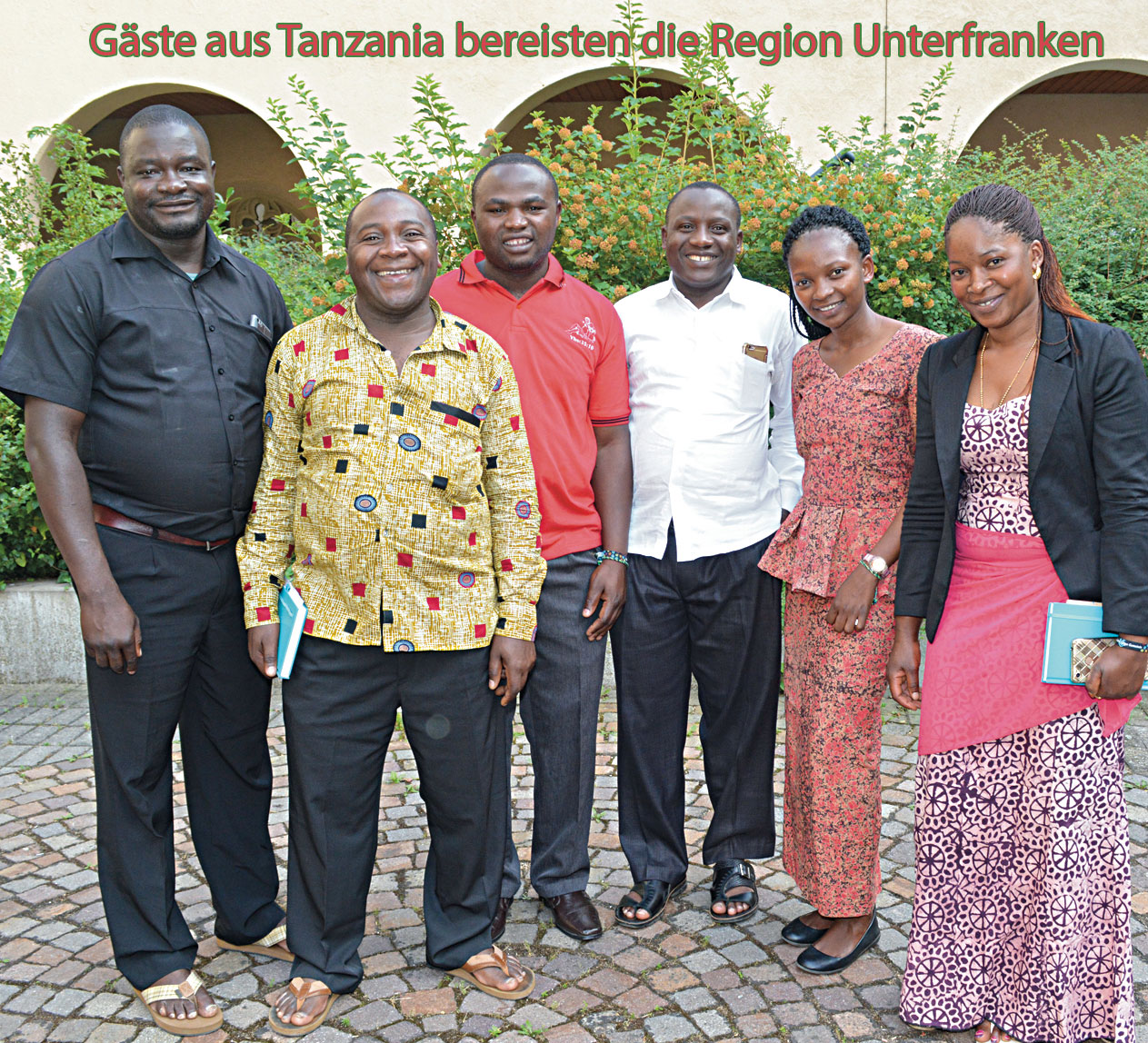 Gruppe Mbinga Kreuz und quer