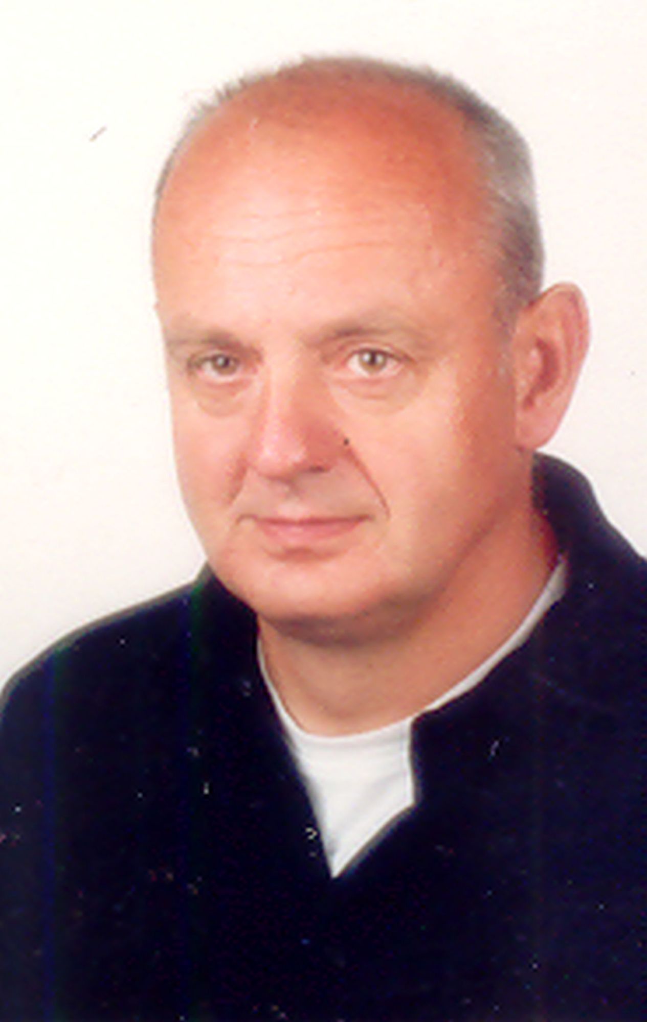 Pfarrer Dr. Piotr Bruski