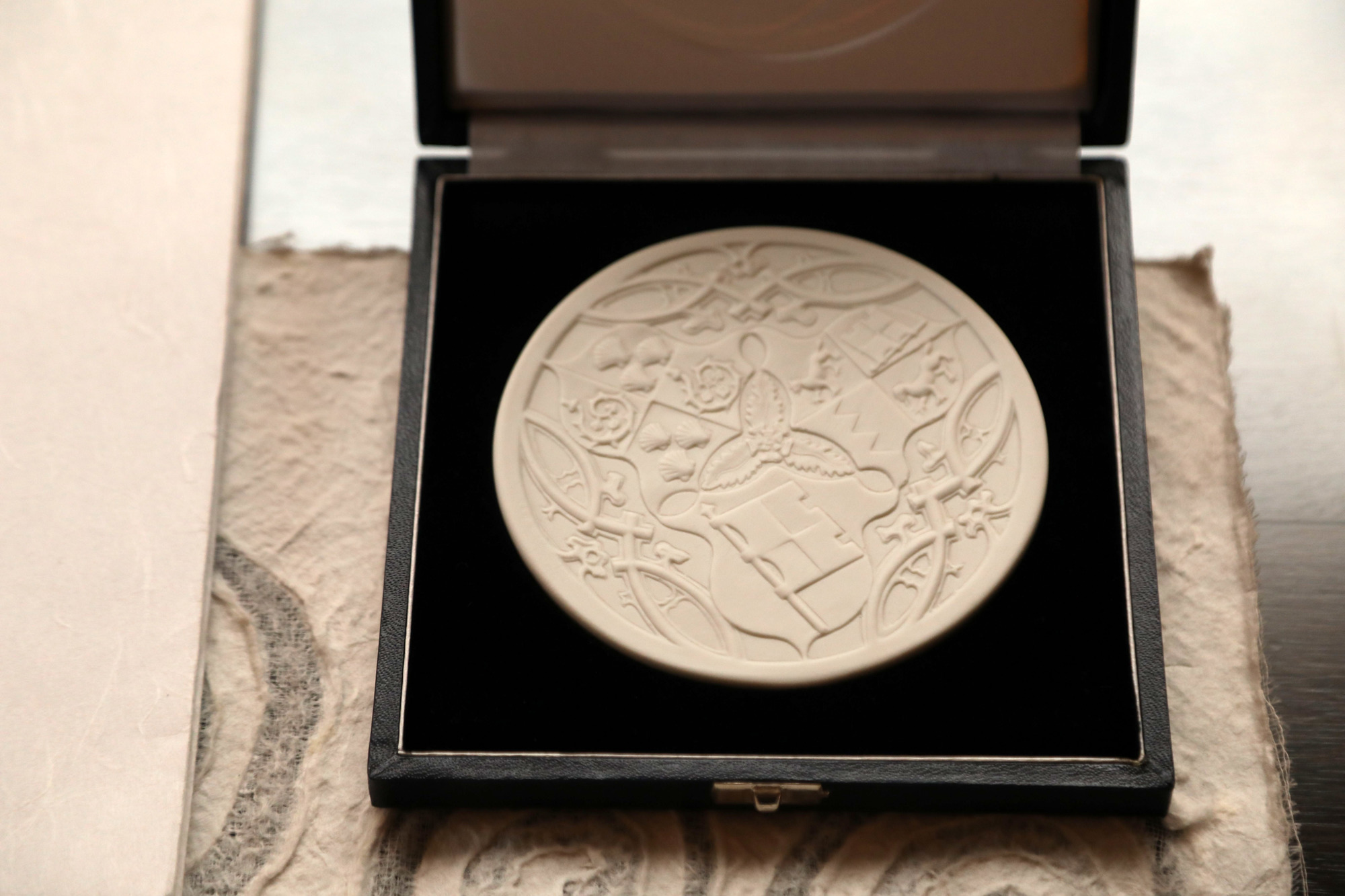 Ehrenmedaille Bischof em. Hofmann