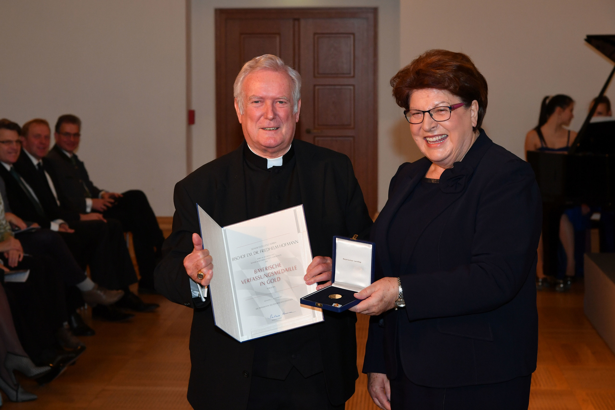 Verfassungsmedaille Bischof Hofmann